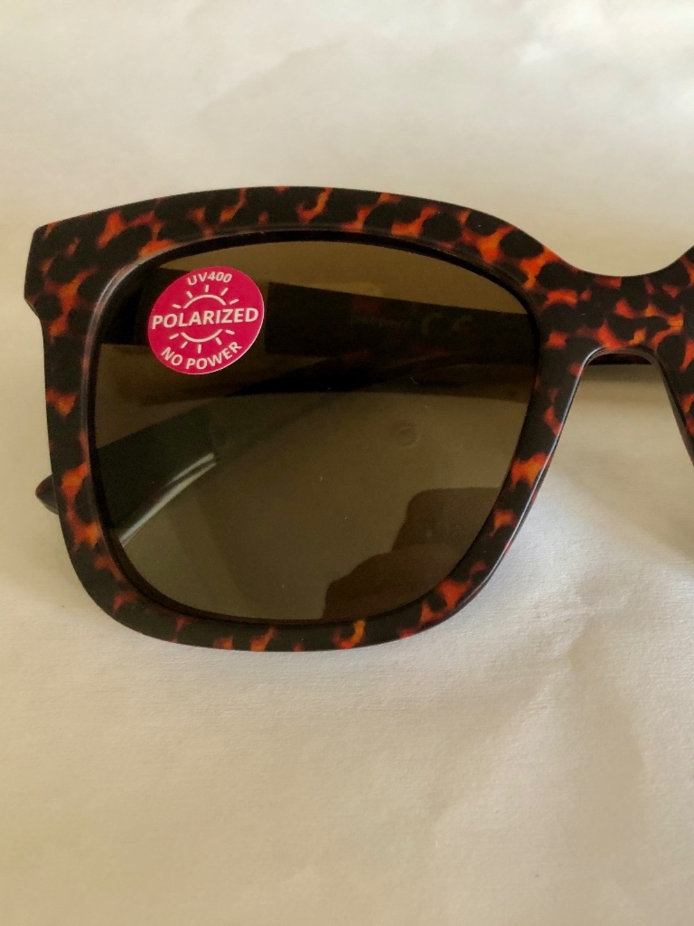 New First Class Leopard Peepers Sunglasses